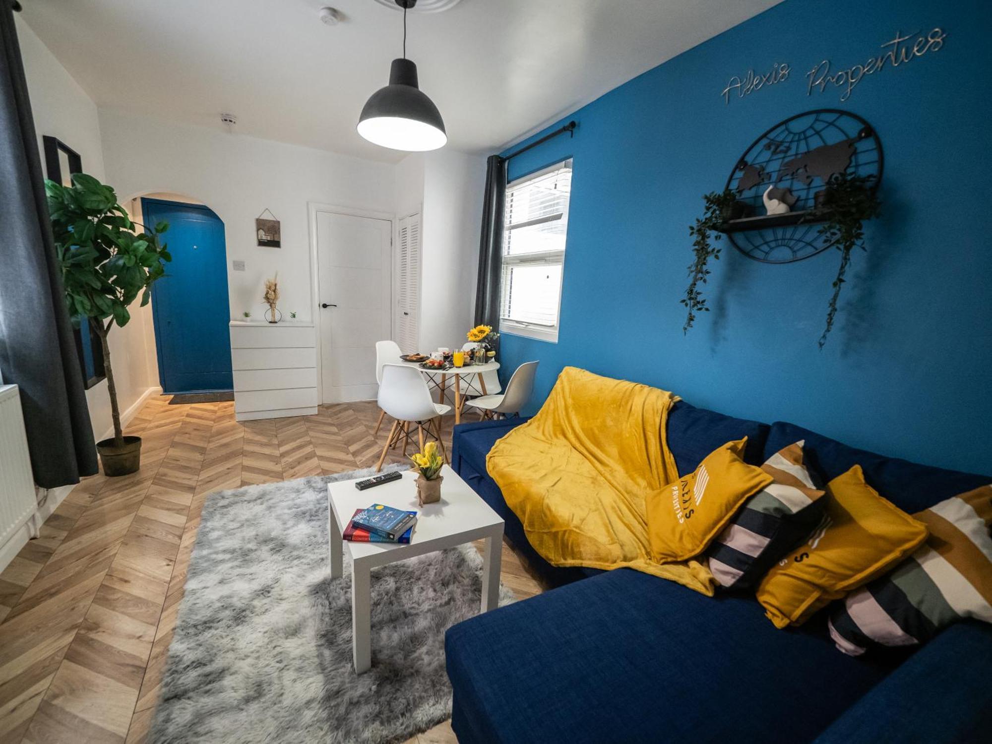 Seaside Retreat: Luxury 1-Bed, Free Parking Leilighet Portsmouth Eksteriør bilde