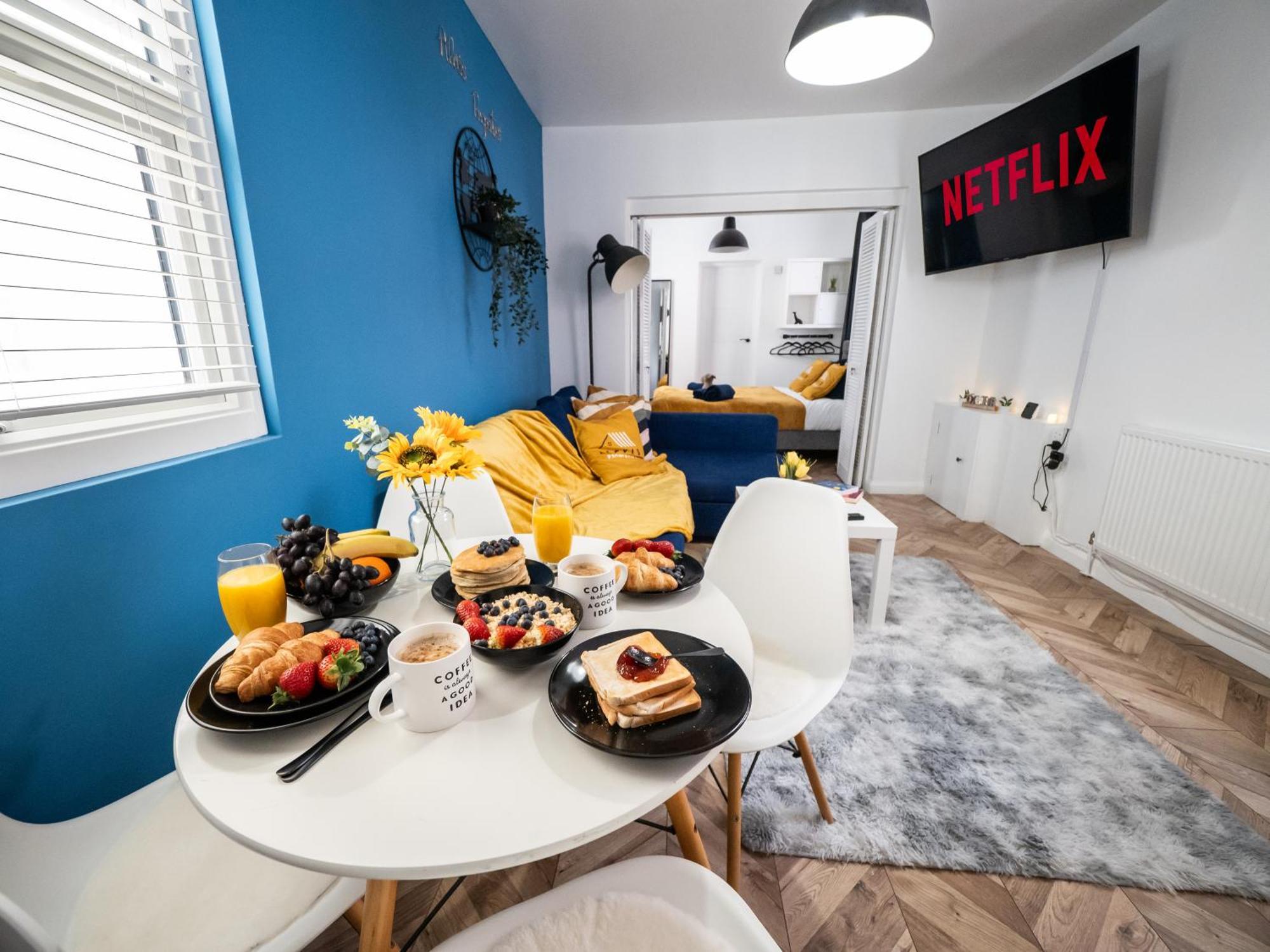 Seaside Retreat: Luxury 1-Bed, Free Parking Leilighet Portsmouth Eksteriør bilde